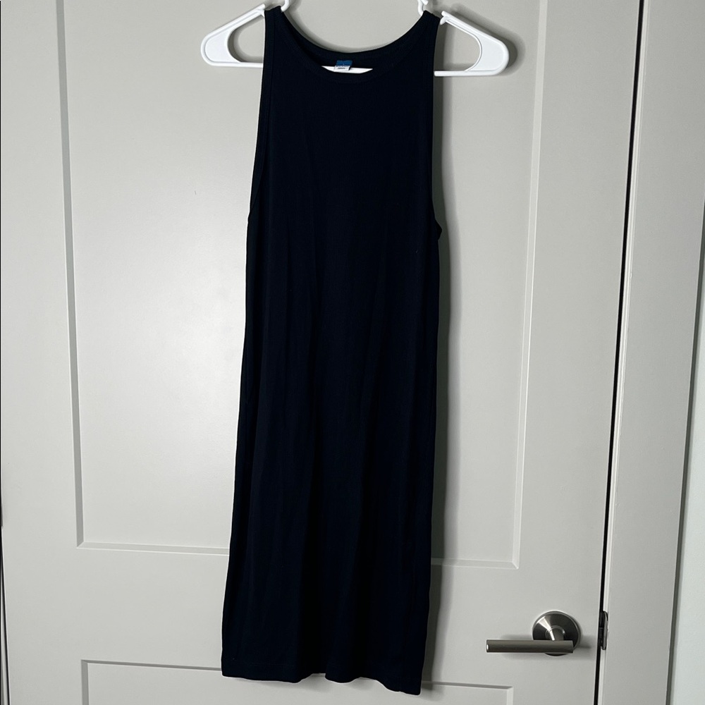 Old Navy Sleeveless Black Midi Dress